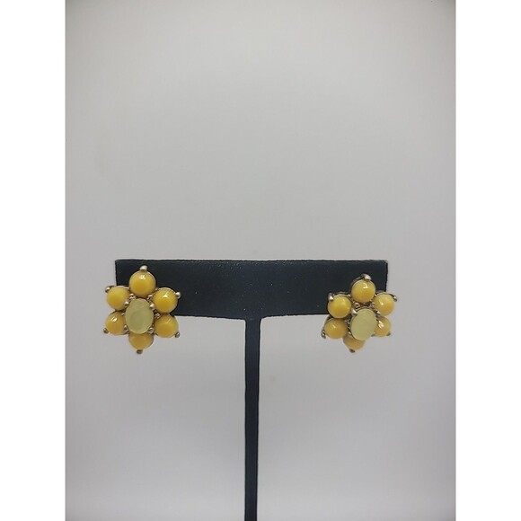 Vintage Earrings Pierced Stud Yellow Flower Jewelry Costume - Picture 3 of 16